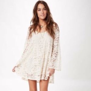 Show Me Your MuMu Fannie Flow Lace Dress | LARGE